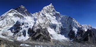 Ile kosztuje trekking pod Mount Everest?