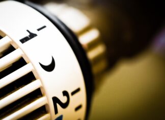 Ile mat grzewczych na pokój?