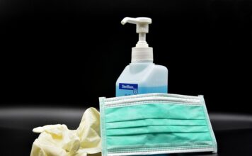 Jak założyć ochraniacz na materac? Jak założyć ochraniacz na materac?